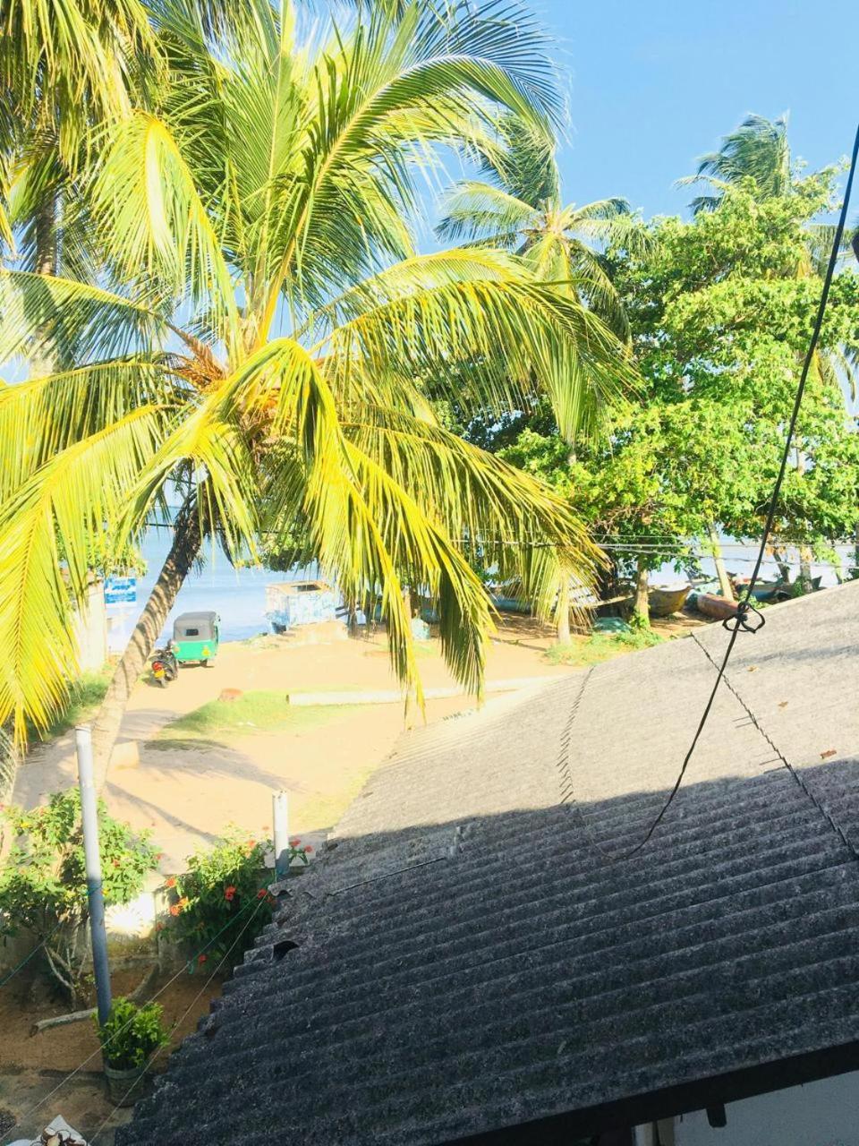 Sunrise Guest House & Restaurant Tangalle Extérieur photo